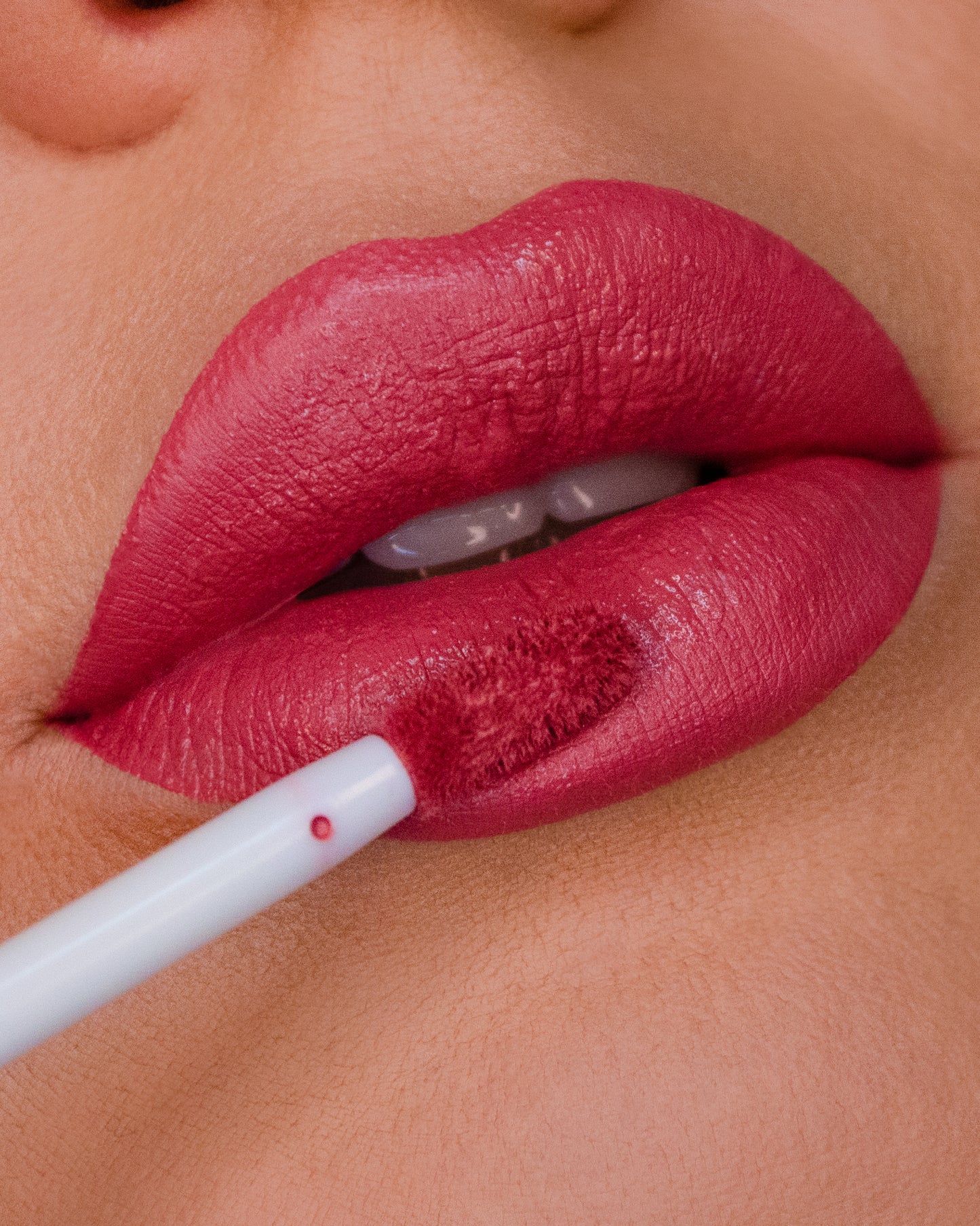 Dreamer Cloud Kiss Cream Lipstick