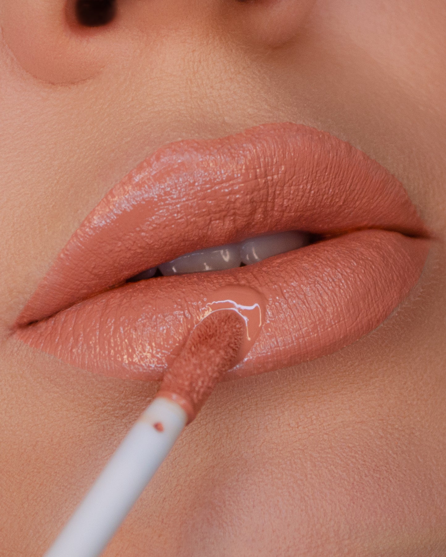 Unfiltered Cloud Kiss Cream Lipstick